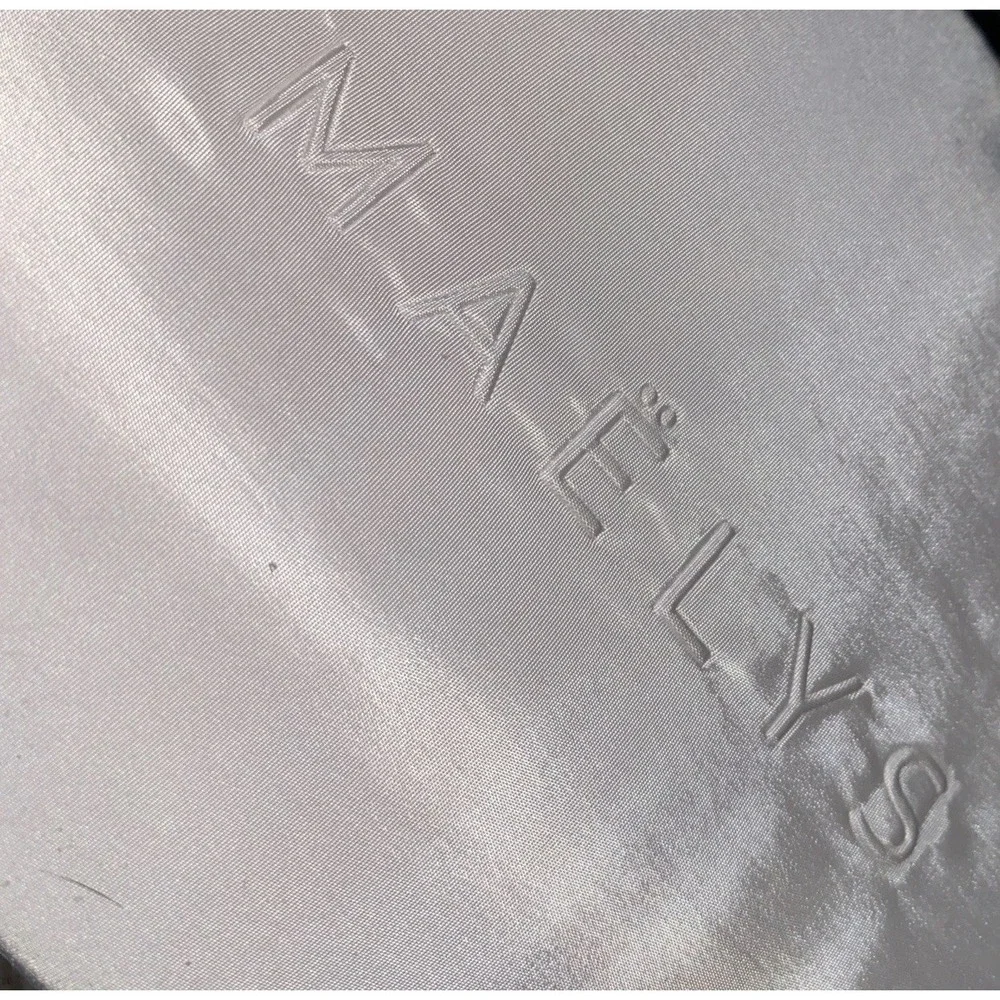 BRAND NEW Maelys Cosmetic Travel Bag Case White Pink Zipper Closure Makeup Pouch